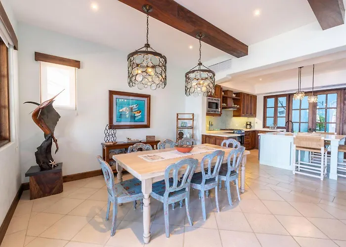 Villa Casa De Sueños- 5 Bedroom At Catalinas